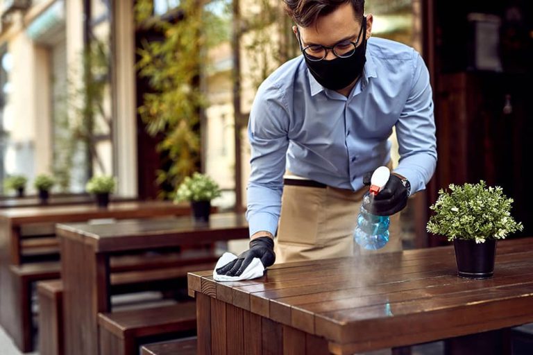 Cómo limpiar el patio y terraza después de un largo invierno